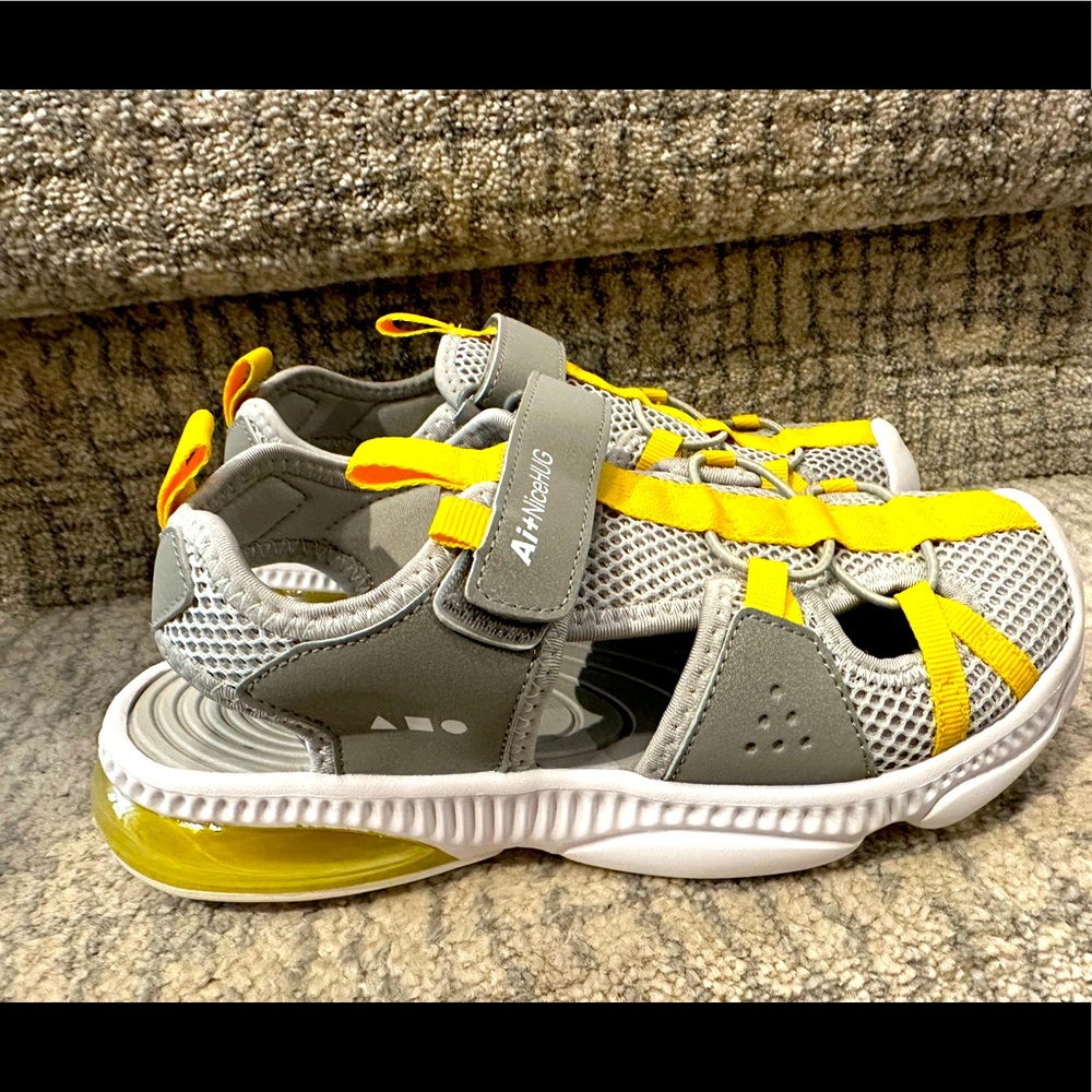 Kids summer shoes